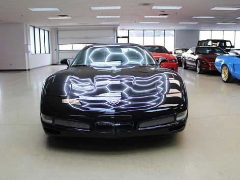 Used 2003 Chevrolet Corvette Z06 w/ Memory Package, 3 Drivers image 15