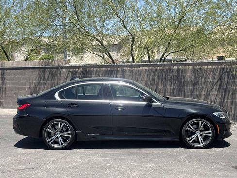 Used 2021 BMW 330i Sedan w/ Convenience Package (ZC2) RWD image 9