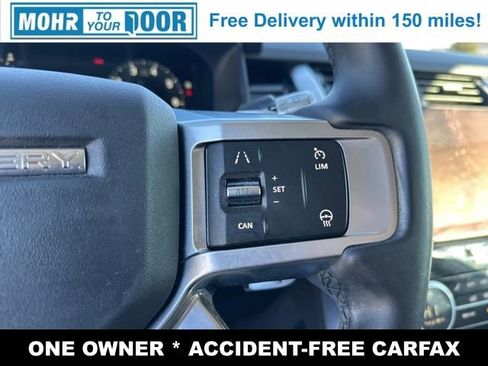 Used 2022 Land Rover Discovery S image 14