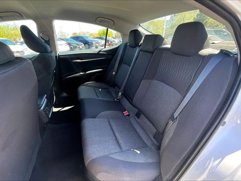 Used 2025 Toyota Camry LE image 24