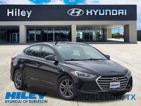 Used 2018 Hyundai Elantra SEL image 2