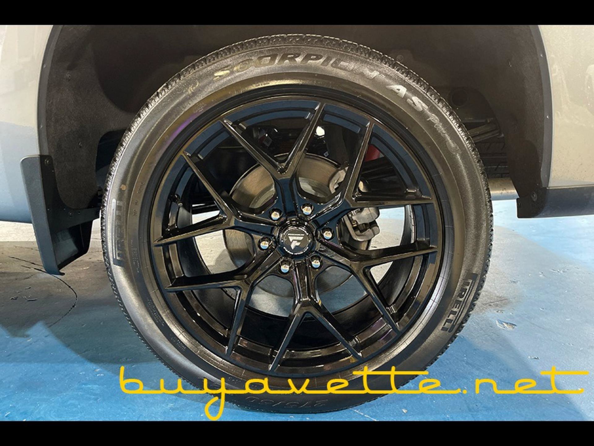 Used 2025 Chevrolet Silverado 1500 High Country w/ Technology Package AWD/4WD image 10