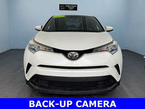 Used 2019 Toyota C-HR LE FWD image 2