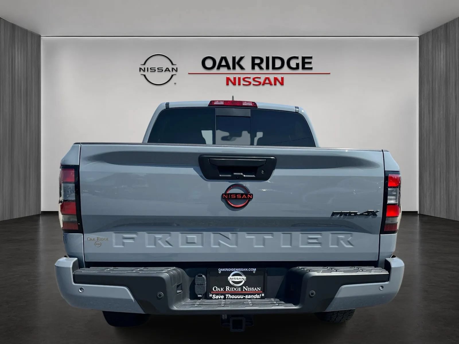 Used 2024 Nissan Frontier PRO-4X w/ Technology Package AWD/4WD image 4