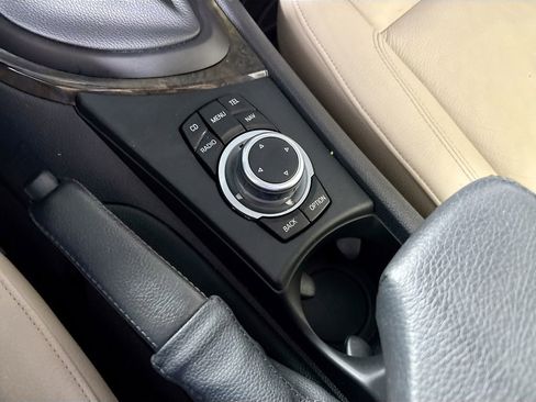 Used 2012 BMW 128i Convertible RWD image 15