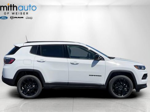 New 2026 Jeep Compass Latitude AWD/4WD image 4