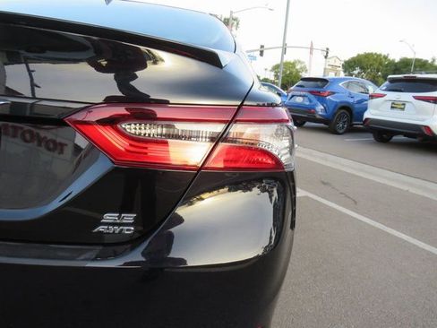 Certified 2023 Toyota Camry SE image 11