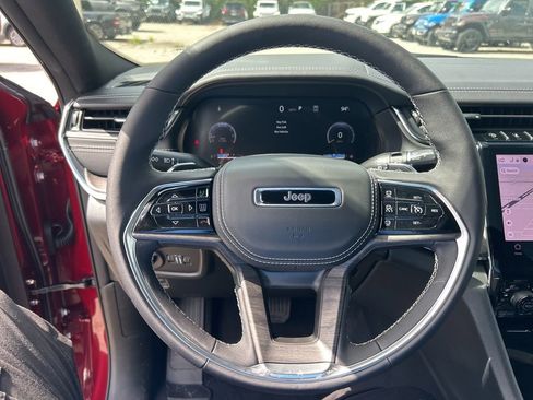 New 2025 Jeep Grand Cherokee Overland w/ Luxury Tech Group IV image 15