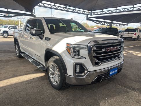 Used 2020 GMC Sierra 1500 SLT image 3