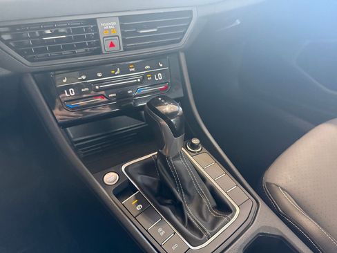 Used 2025 Volkswagen Jetta SE image 35