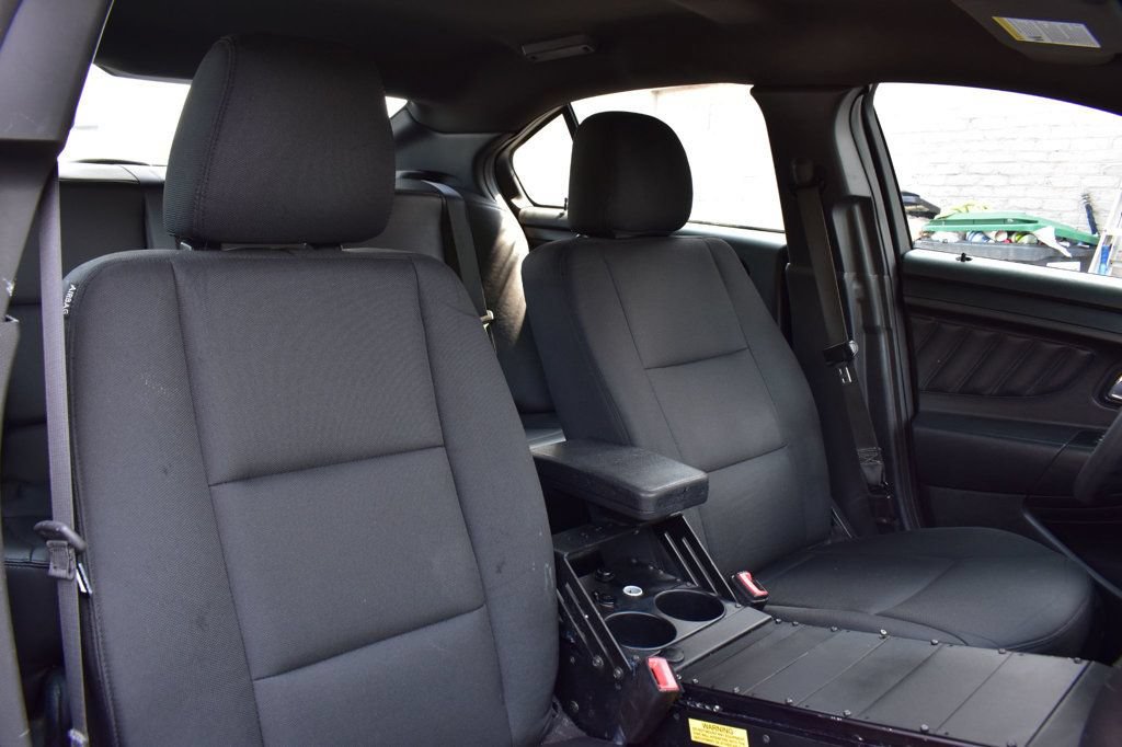 Used 2018 Ford Taurus Police Interceptor AWD image 15