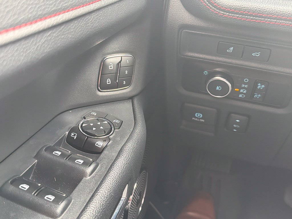 Used 2023 Ford Expedition Max Limited AWD/4WD image 12