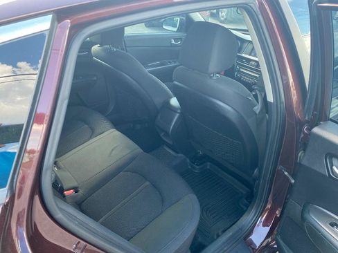 Used 2019 Kia Optima LX FWD image 18