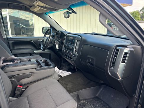 Used 2017 Chevrolet Silverado 1500 LT w/ All Star Edition AWD/4WD image 12