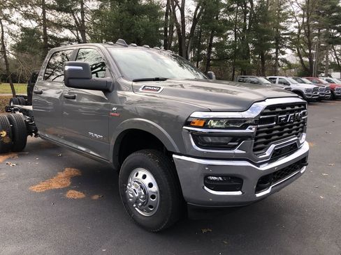 New 2026 RAM 3500 Big Horn image 7