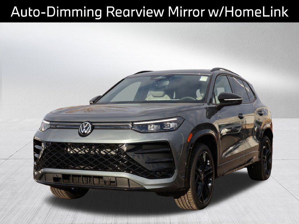 Used 2026 Volkswagen Tiguan SE R-Line AWD/4WD image 10