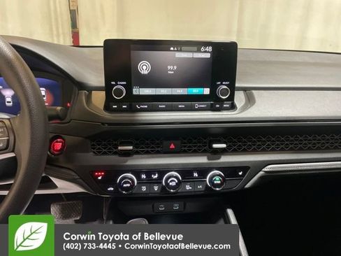 Used 2024 Honda Accord EX image 17