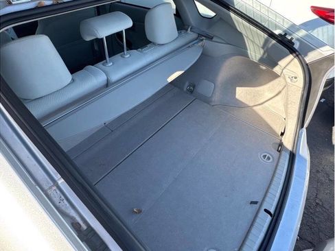 Used 2012 Toyota Prius Two image 19