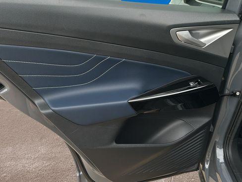 New 2026 Volkswagen ID.4 Pro S AWD/4WD image 14