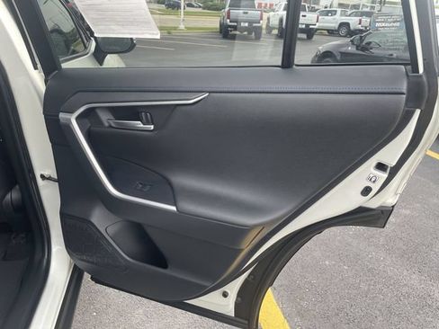 Used 2019 Toyota RAV4 XSE w/ Carpet Mat Package AWD/4WD image 36