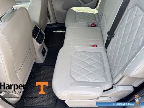 Used 2025 Volkswagen Atlas SEL Premium R-Line AWD/4WD image 10