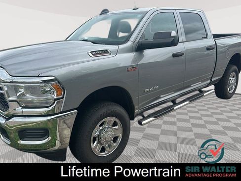 Used 2022 RAM 2500 Tradesman AWD/4WD image 1
