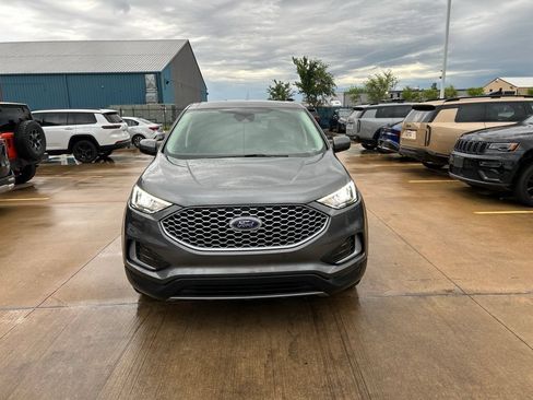 Used 2024 Ford Edge SEL AWD/4WD image 5