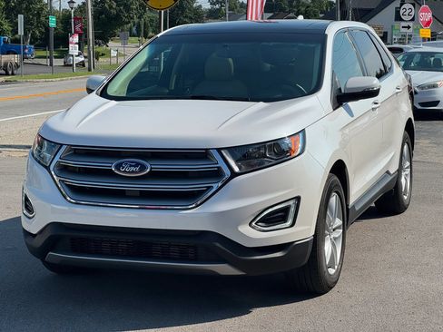 Used 2016 Ford Edge SEL w/ Equipment Group 201A FWD image 2