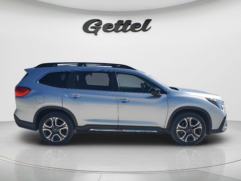 Used 2024 Subaru Ascent Limited w/ Technology Package AWD/4WD image 4