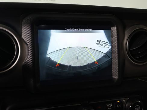 Used 2021 Jeep Wrangler Unlimited Sport AWD/4WD image 6