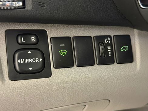 Used 2010 Toyota Highlander Limited image 16