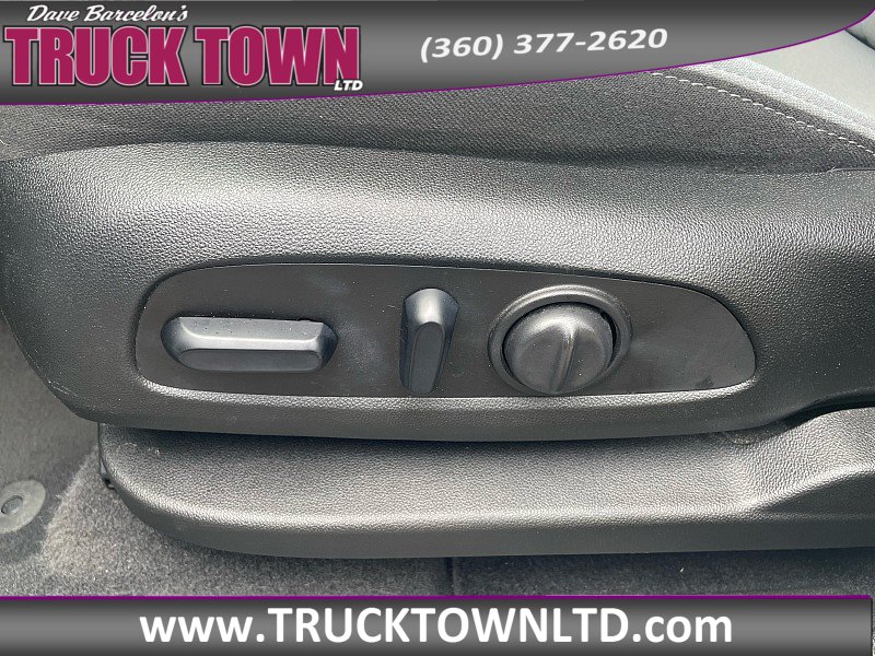 Used 2020 Chevrolet Equinox LS w/ LS Convenience Package AWD/4WD image 32