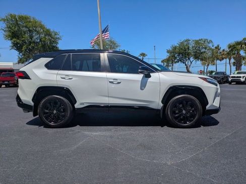 Used 2024 Toyota RAV4 XSE AWD/4WD image 3