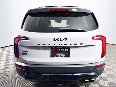 Used 2022 Kia Telluride SX w/ SX Prestige Package AWD/4WD image 6