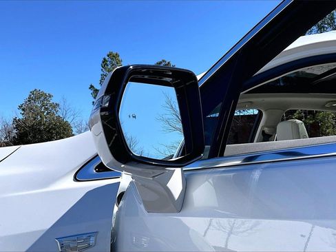 Used 2024 Cadillac XT5 Premium Luxury image 28