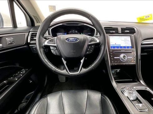 Used 2020 Ford Fusion Energi Titanium image 4