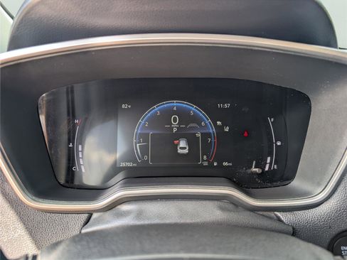 Used 2024 Toyota Corolla Cross XLE w/ Convenience Package FWD image 26