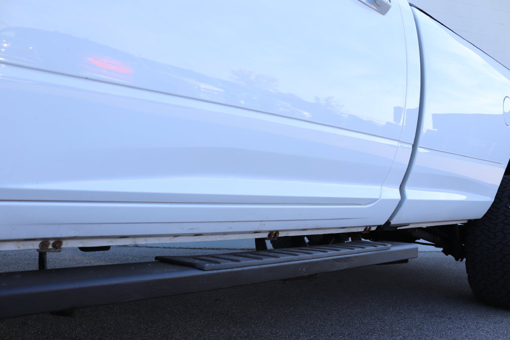 Used 2020 RAM 1500 Classic SLT AWD/4WD image 16