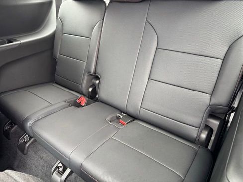 New 2026 Chevrolet Traverse Z71 w/ Driver Confidence Package AWD/4WD image 8