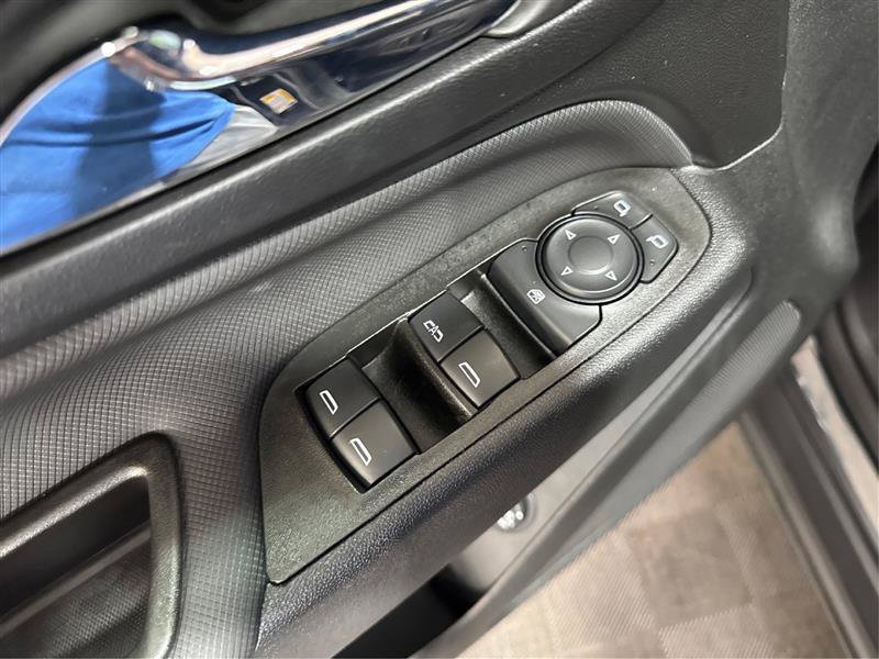 Used 2023 Chevrolet Equinox RS AWD/4WD image 31