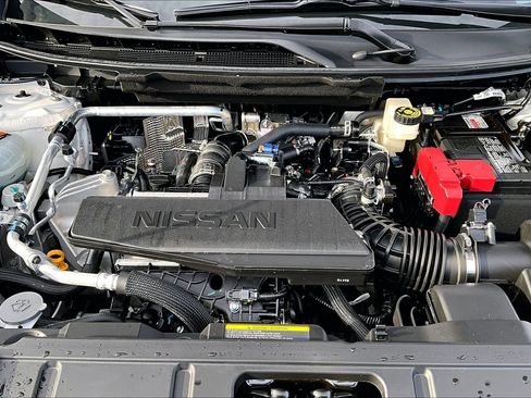 Used 2026 Nissan Rogue SV image 11