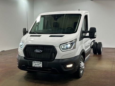 Used 2023 Ford Transit 350 DRW AWD image 35