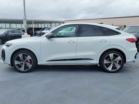 New 2026 Audi SQ5 Premium Plus image 3