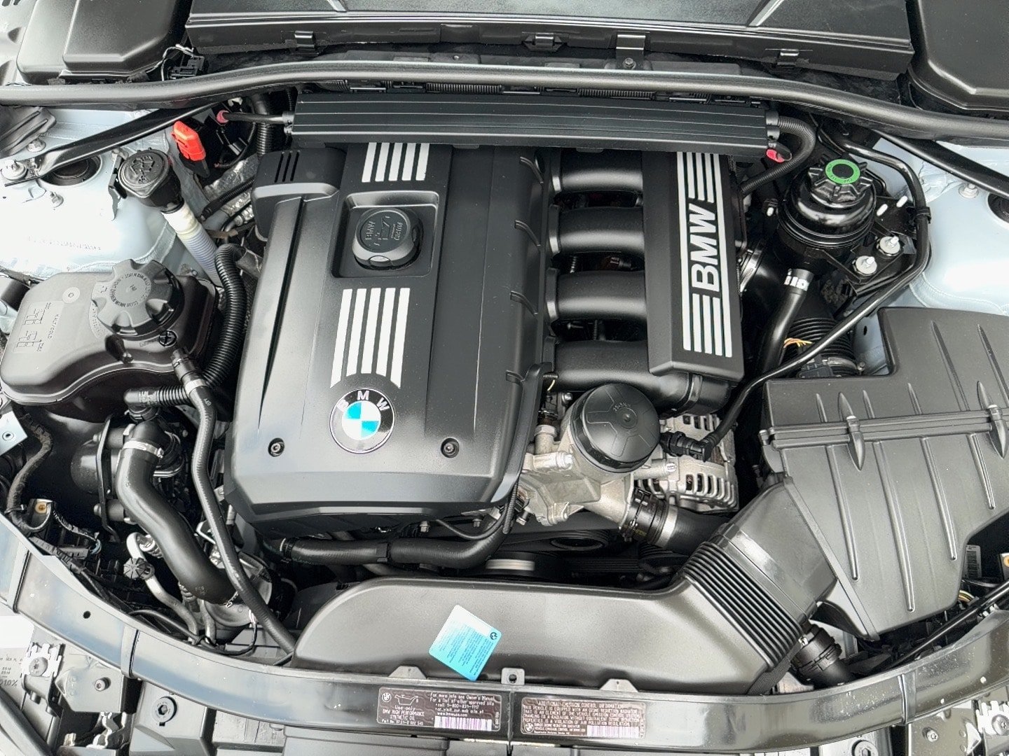 Used 2011 BMW 328i xDrive Sedan AWD/4WD image 29