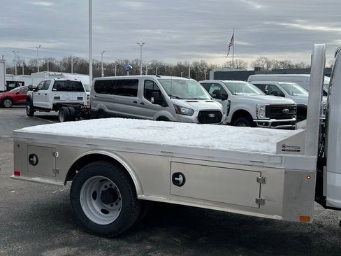 New 2026 Ford F550 4x4 Crew Cab image 5