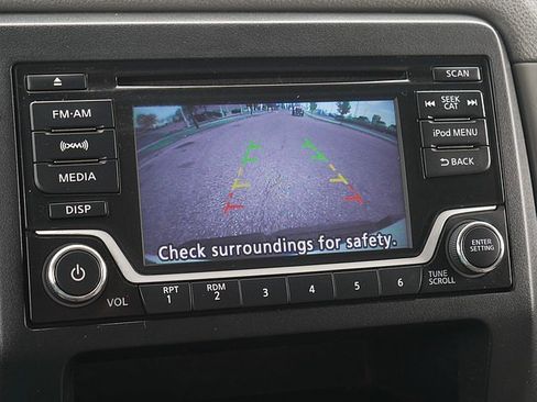 Used 2018 Nissan NV 2500 SV image 23