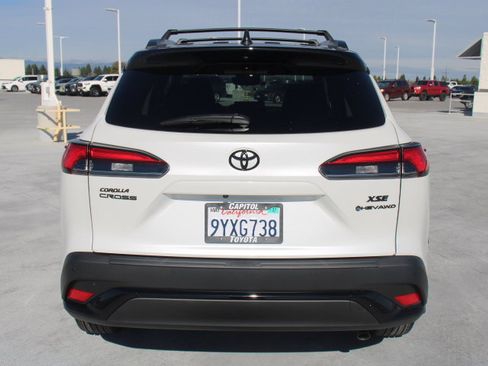 Certified 2026 Toyota Corolla Cross AWD Hybrid w/ Convenience Package image 4