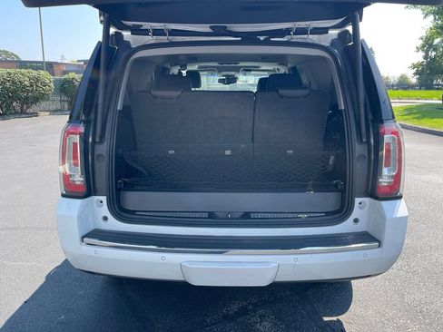Used 2019 GMC Yukon Denali AWD/4WD image 4