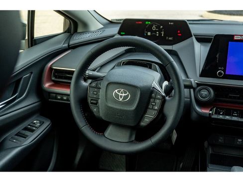 New 2026 Toyota Prius Plug-In Hybrid FWD image 21