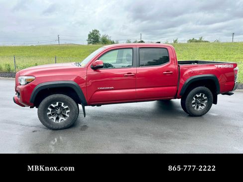 Used 2023 Toyota Tacoma TRD Off-Road AWD/4WD image 1